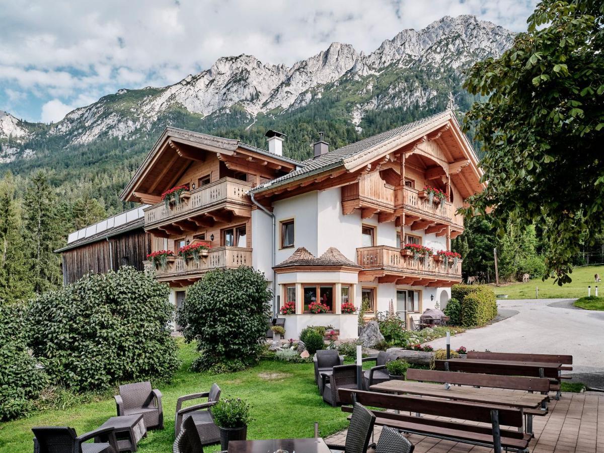 Berggasthof Baernstatt Hotell Scheffau am Wilden Kaiser Eksteriør bilde